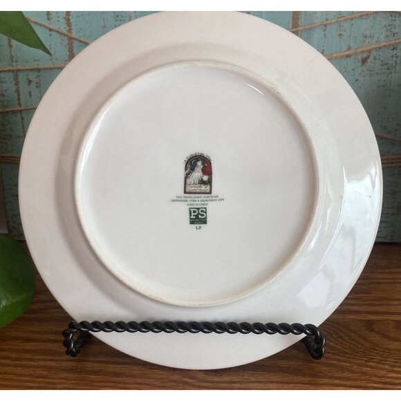 Portmeirion Susan Winget "A Christmas Story Stockings Were Hung Dessert Plate - Picture 5 of 6